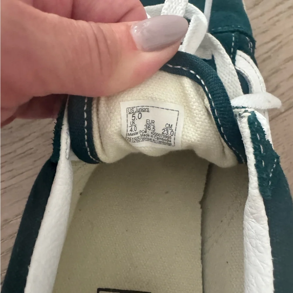 Kids Vans Green Old Skool Shoes Size 5 Big Kid